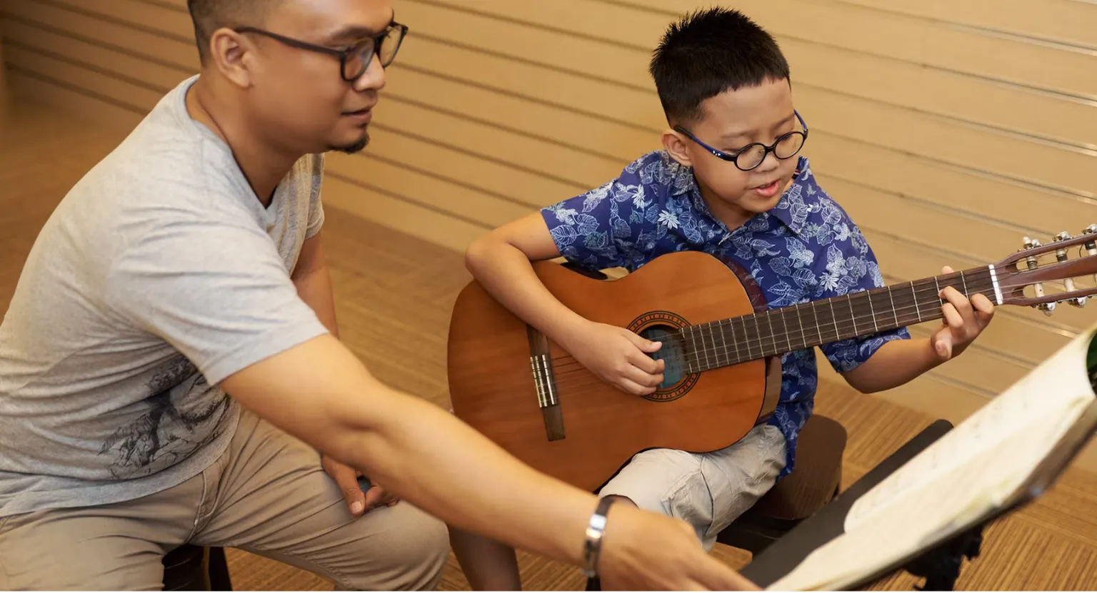 A guitar lesson